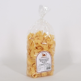 Ein Päckchen Hausmacher Eiernudeln Extrabreit