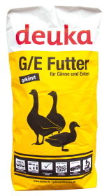 Ein Sack deuka Gänse- und Enten Futter gekörnt