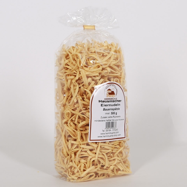 Ein Päckchen Herrnmühle Hausmacher Eiernudeln Bauernspätzle 500g