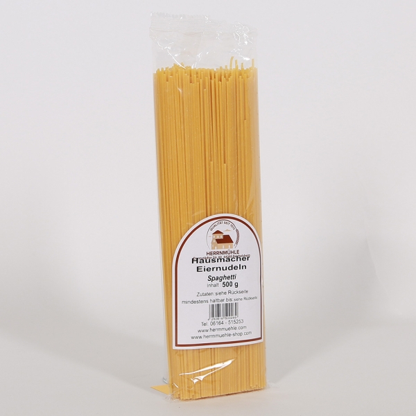 Ein Päckchen Hausmacher Eiernudeln Spaghetti 500g